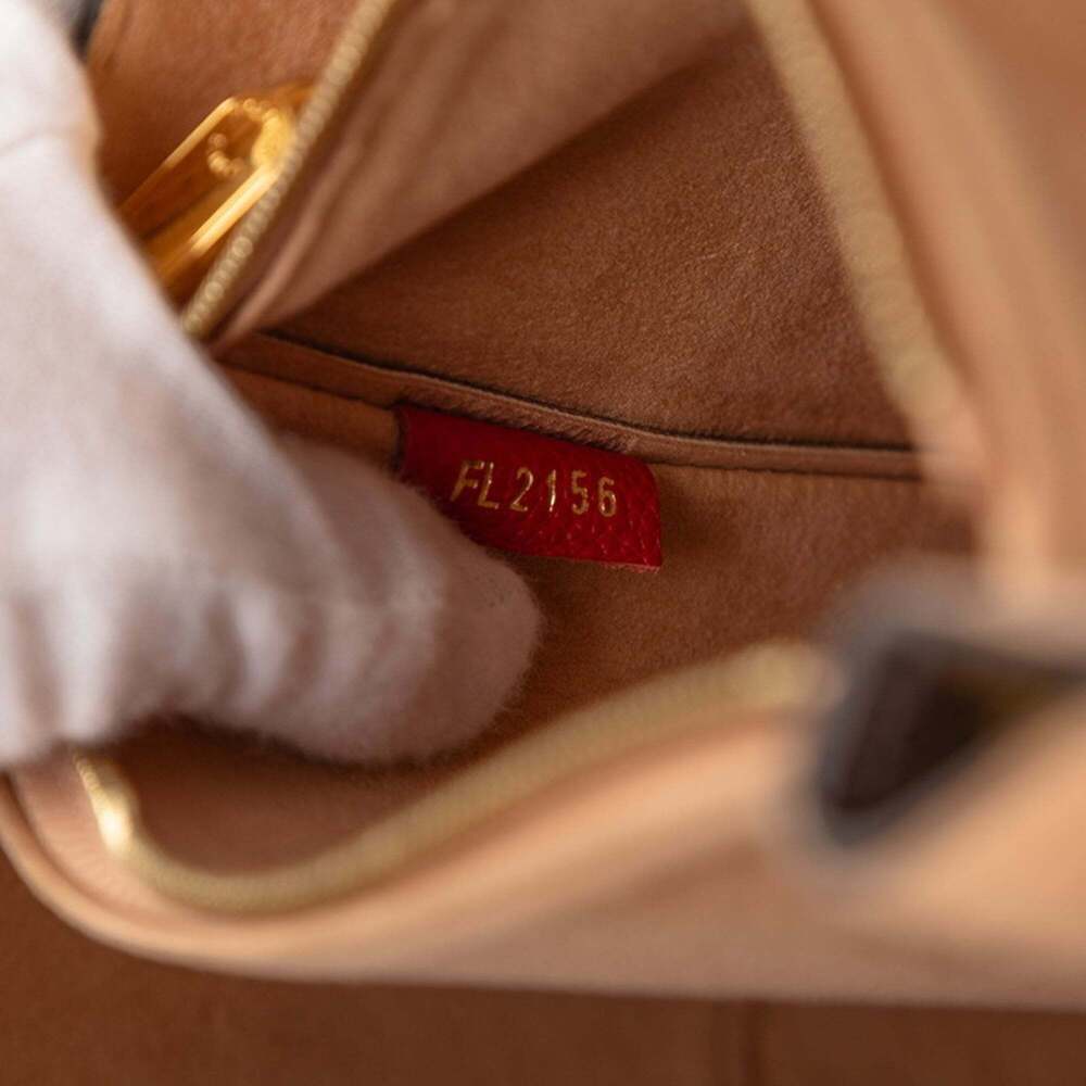 LOUIS VUITTON Authentic Brown Monogram Leather Tote Bag - Picture 5 of 6